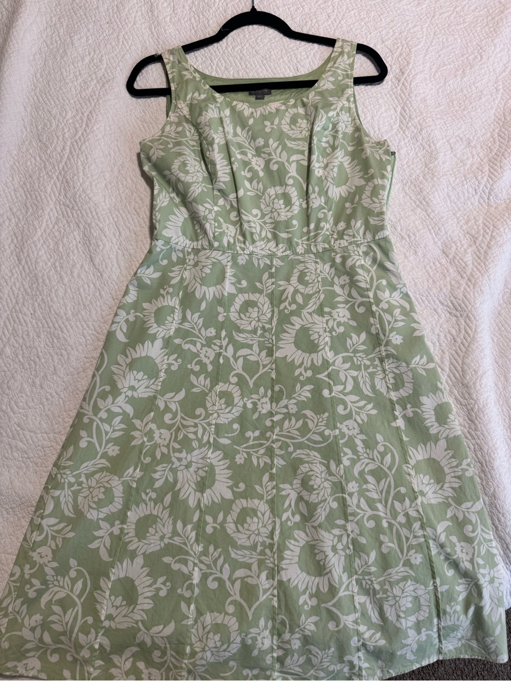 Ann Taylor Light Green and White Floral Sleeveless Midi Dress